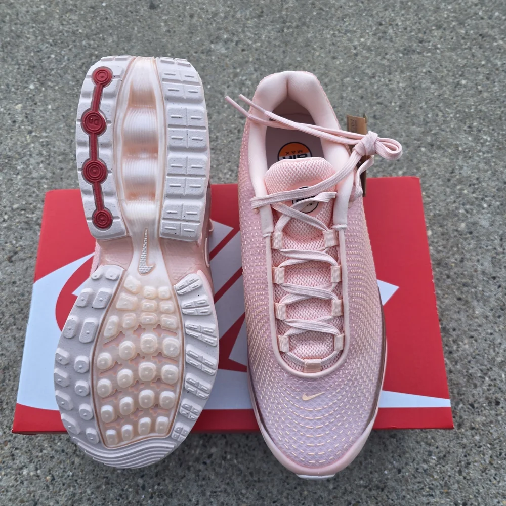 Nike Air Max Sneakers Women Size 9